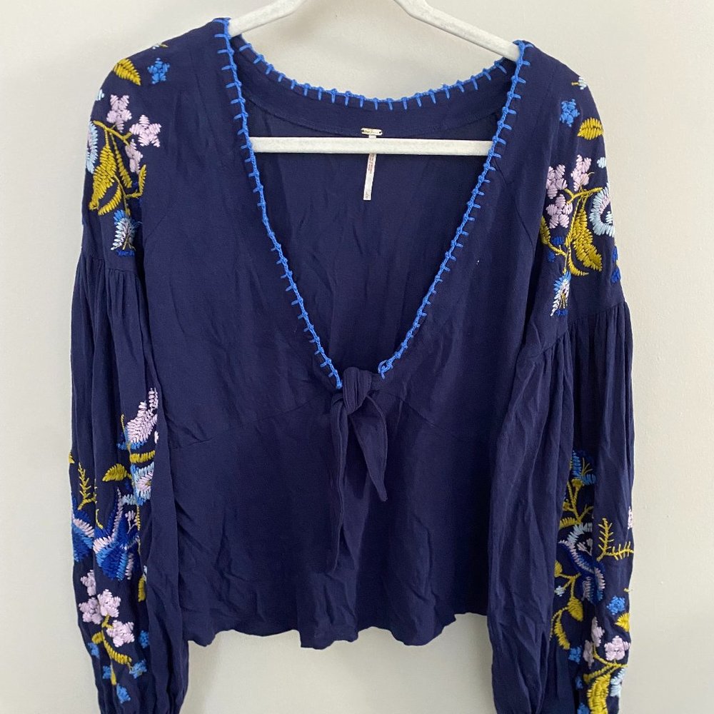 free people balloon sleeve embroidered navy blouse W's L